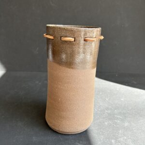 Vase brun « Cuir »